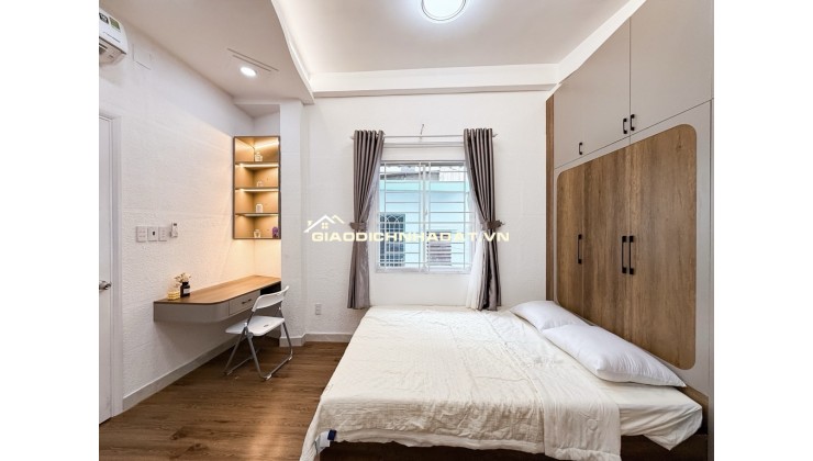 SIÊU VIP NGUYỄN ĐÌNH CHÍNH PHÚ NHUẬN - 3 TẦNG BTCT HOÀN CÔNG ĐỦ - MỚI ĐẸP FULL NỘI THẤT - DT 4.5x7 XÂY FULL - SD 65M2 - CHỈ 5.x TỶ.