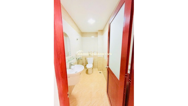 NHÀ 2 TẦNG - KỀ TÂN PHÚ - HẺM XE HƠI - CHỈ HƠN 3 TỶ