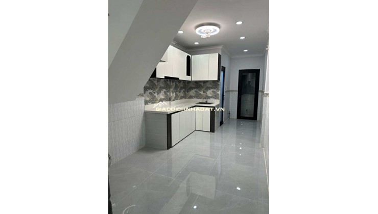 MẶT TIỀN QUẬN 8 - NGANG LỚN 7.1M X 31.5M - TIỆN XÂY MỚI - VUÔNG VỨC KHÔNG QUY HOẠCH - CHỈ 15 TỶ Phú Định, Phường 16, Quận 8