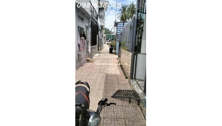 Bán nhà 1 trệt 1 lửng trung tâm Nha Trang – Cách cầu Hà Ra chỉ 500m, giá 1,05 tỷ