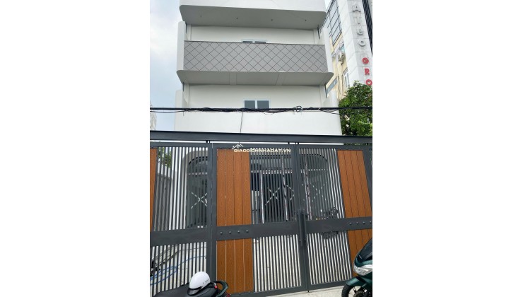 Nhà mặt tiền Phạm Văn Đồng, ngay Gigamall. DT 7.4x29 nhà 1 trệt 2 lầu mới xây