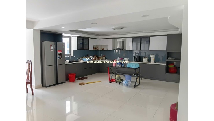 Bán nhà biệt thự khu nam long, Trần Trọng Cung, Q7, 3 lầu, giá tốt