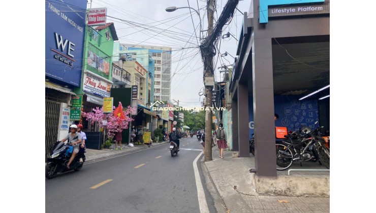 Nhà mặt tiền Chương Dương, ngay ngã 4 Thủ Đức. DT 8x27. Đang cho thuê 60tr/tháng