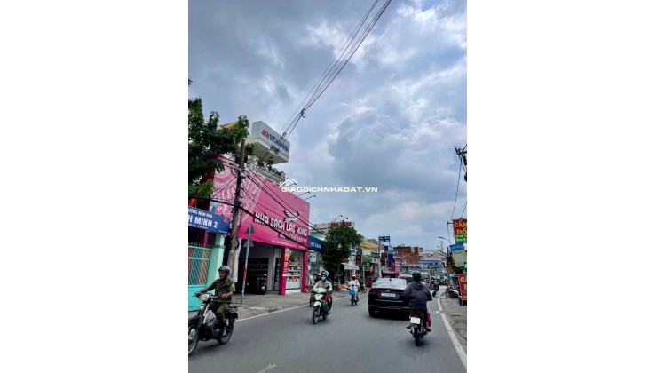 Nhà 4 tầng, 1 xẹt Đỗ Xuân Hợp, Phước Long B (Q9 cũ), đối diện chợ, 4 phòng ngủ, nhỉnh 5 tỷ
