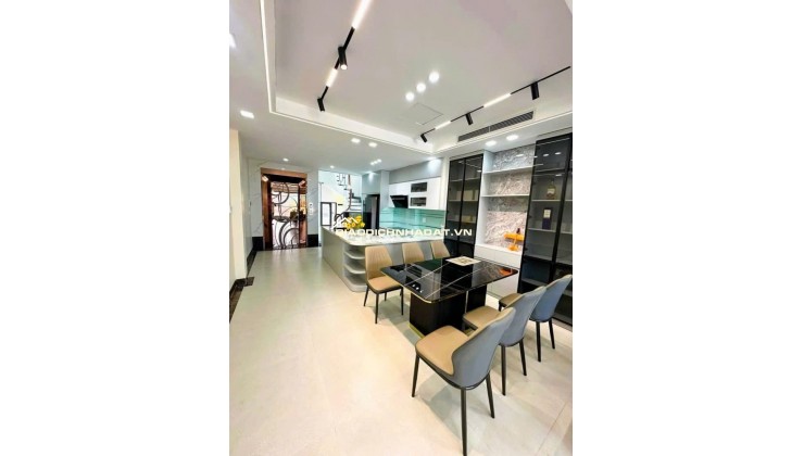 *BÁN GẤP- NHÀ MỚI 6 TẦNG THANG MÁY- LẠC LONG QUÂN/ XUÂN LA- DT 40m2, MT 4M- 10 TỶ