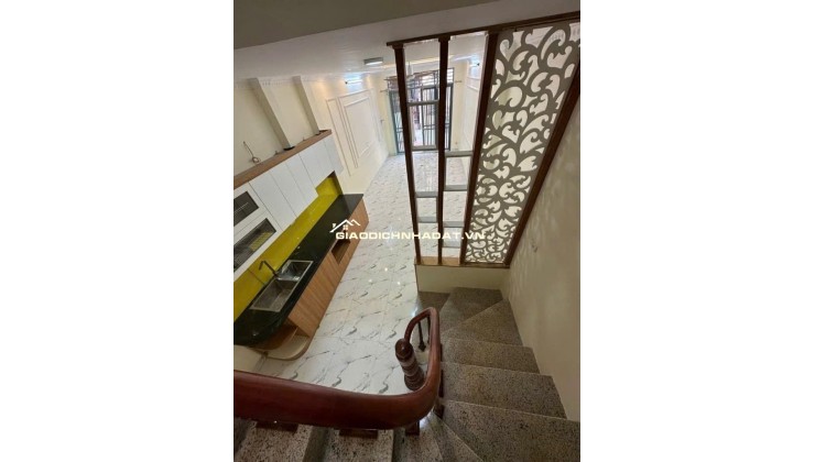 Bán gấp nhà 5T cực đẹp, gần ga tàu điện Cầu Diễn phố Hồ Tùng Mậu, Từ Liêm 33m2 giá 8.2 tỷ