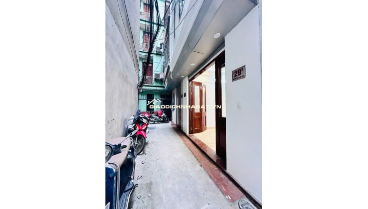 Bán Nhà Dân Xây Lô Góc Ngõ 68 Cầu Giấy 47m2 5 Tầng Hơn 11 Tỷ