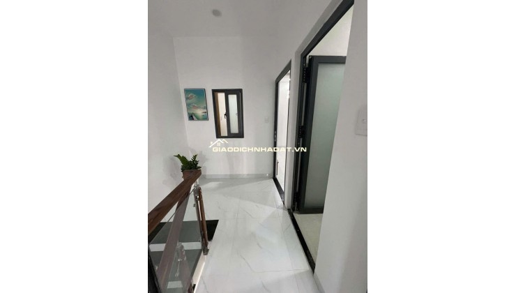 BÁN NHÀ RẺ NHẤT KHU VỰC QUẬN 9, DT 52M2 CHỈ 3,85 tỷ. LH:0352689300