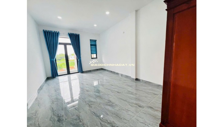 NHÀ 3 TẦNG HIỆN ĐẠI MỚI XÂY TẠI BÌNH CHÁNH – CHỈ 2,7 TỶ
