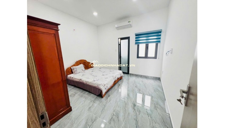 NHÀ 3 TẦNG HIỆN ĐẠI MỚI XÂY TẠI BÌNH CHÁNH – CHỈ 2,7 TỶ