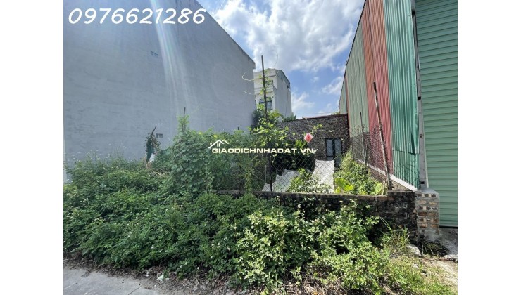 SIÊU HIẾM – Bán đất Giang Biên, ngõ ô tô, gần chợ Quán Tình Quang, 30m² giá 3,7 tỷ