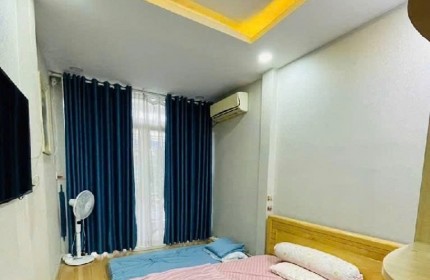 Siêu phẩm mặt tiền q5