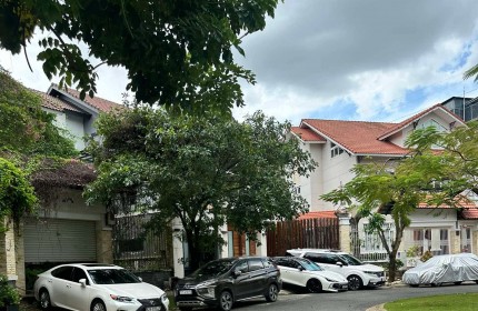 Bán Gấp Biệt Thự Nam Phú – Q7 – View Công Viên – Khu Compuond Khép Kín - Hồ Bơi Riêng