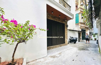 Bán nhà ngõ 132 cầu giấy 59m x5 tầng giá 15,5 tỷ ,cách ô tô 20m