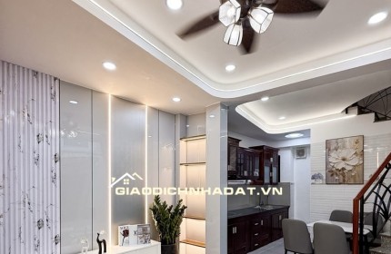 SIÊU VIP NGUYỄN ĐÌNH CHÍNH PHÚ NHUẬN - 3 TẦNG BTCT HOÀN CÔNG ĐỦ - MỚI ĐẸP FULL NỘI THẤT - DT 4.5x7 XÂY FULL - SD 65M2 - CHỈ 5.x TỶ.