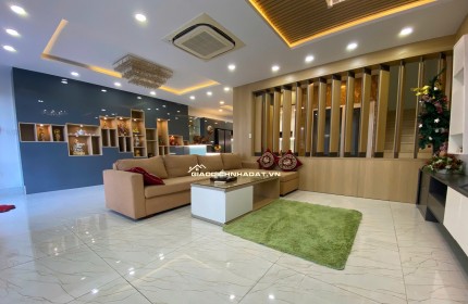 NHANH TAY SỞ HỮU BIỆT THỰ SIÊU ĐẸP–LONG LANH TRÊN ĐƯỜNG THĂNG LONG-DT KHỦNG 150M
