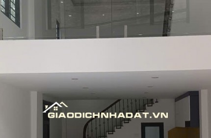 NHỈNH 7 TỶ -NHÀ ĐẸP CẦU BƯƠU – Ô TÔ VÀO NHÀ,5 TẦNG - 2 MẶT THOÁNG
