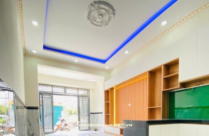 Bán nhà mặt phố Thới Tam Thôn 14, Hóc Môn, 4x15m, 60m2, SH, 4.3 tỷ