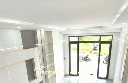 NHÀ 3 TẦNG HIỆN ĐẠI MỚI XÂY TẠI BÌNH CHÁNH – CHỈ 2,7 TỶ