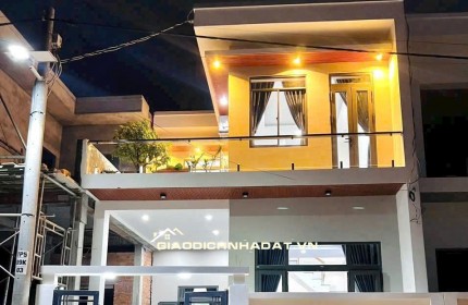 Siêu Phẩm Biệt Thự Mini Siêu Hot  (chỉ 550 Triệu Sở Hữu Ngay ) Vị trí cách trung tâm Biên Hoà, cầu Hoá An, bến xe Biên Hoà chỉ 8p đi