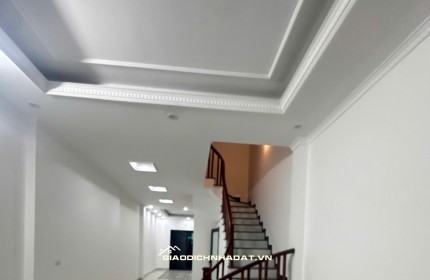 CHỈ DUY NHẤT 1 CĂN   – Ngọc Hồi – Thanh Trì  59m² x 5 tầng thang máy, ô tô vào nhà,  NHỈNH 8 TỶ  tỷ lh0326.213.286