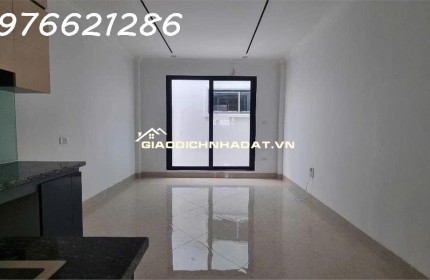  NHÀ 35M² THANH AM LONG BIÊN – LÔ GÓC – NGÕ 3M – 3 TẦNG Ở NGAY – GIÁ 5.X TỶ