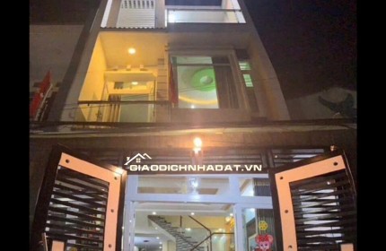  NHÀ ĐẸP 3 TẦNG – GẦN LÀNG ĐH THỦ ĐỨC – GIÁ CHỈ 4.95 TỶ 
 Khu sầm uất, thuận tiện an cư