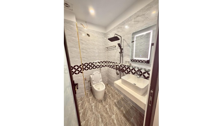 Bán nhà phố Lò Đúc TT quận Hai Bà Trưng, 30m ra mặt phố ,  35m, 5 tầng, nhà đẹp, full nội thất , 7.5 tỷ