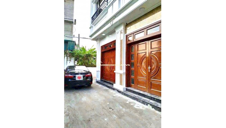 THẠCH BÀN- Ở NGAY- 5 TẦNG- Ô TÔ ĐỖ CỬA - CHỈ 5.X TỶ