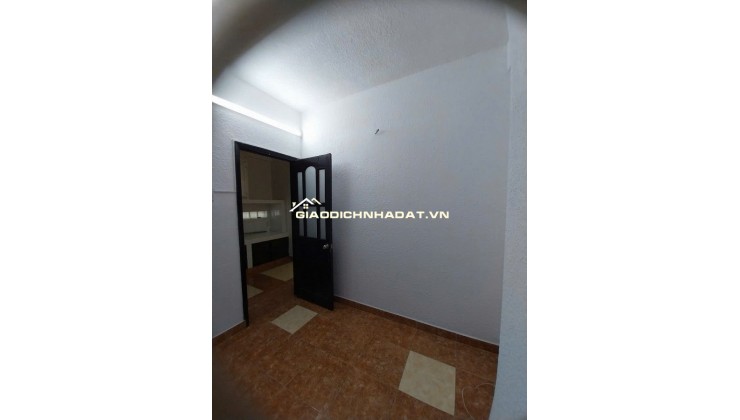 Chính chủ cần bán căn hộ chung cư H1 tại 243 Hoàng Diệu, Phường 9, Quận 4