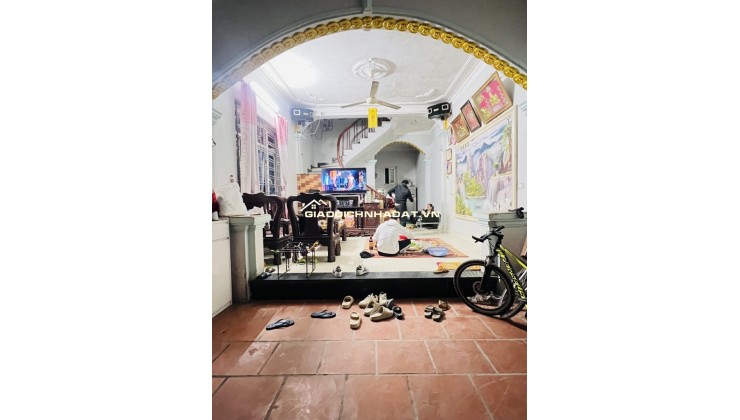 MẶT TIỀN 5M – DIỆN TÍCH 56M² – GIÁ HƠN 5 TỶ – Ô TÔ ĐỖ CỬA