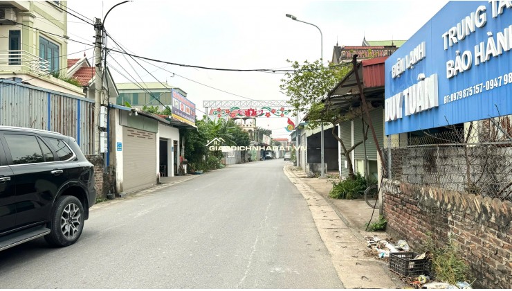 Trục chính Kinh Doanh mặt đường nhựa. 73m2 Giá chỉ 3.3tỷ lh:0969616225