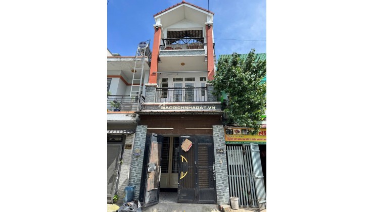 Cho thuê nhà MT đường số 11 P.BHH Bình Tân đúc 2.5 tấm 4pn