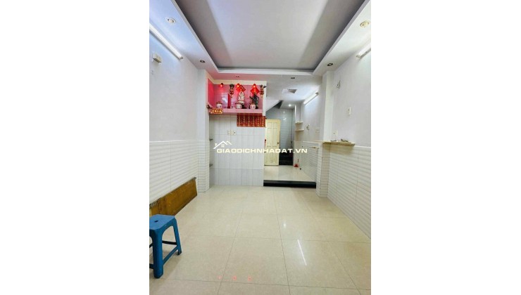 Bán nhà Trần Quý Quận 11, 4 tầng BTCT 4PN chỉ nhỉnh 5 tỷ