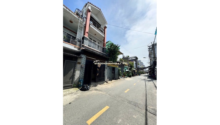 Cho thuê nhà MT đường số 11 P.BHH Bình Tân đúc 2.5 tấm 4pn