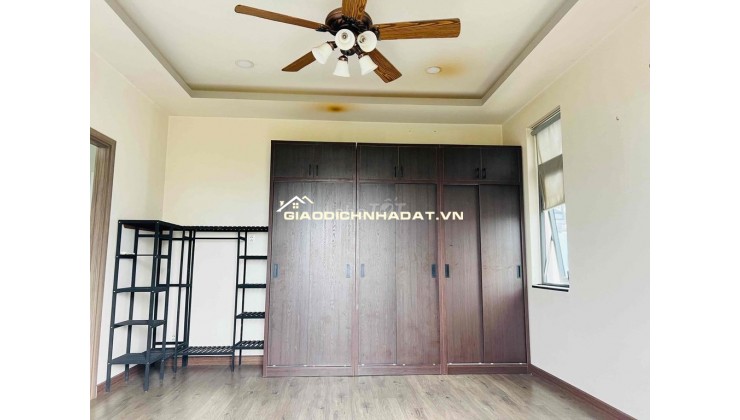 CHO THUÊ CĂN HỘ 30m² – BAN CÔNG THOÁNG MÁT – TÁCH BẾP RIÊNG