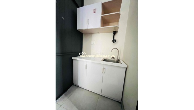 CHO THUÊ CĂN HỘ 30m² – BAN CÔNG THOÁNG MÁT – TÁCH BẾP RIÊNG