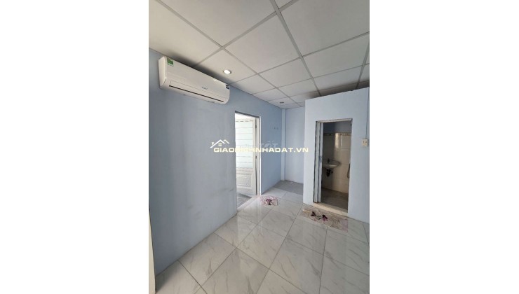 Phòng trọ kiểu cc mini Q.4 có ban công, chỉ hơn 3Tr/tháng,rộng rãi, sạch sẽ.