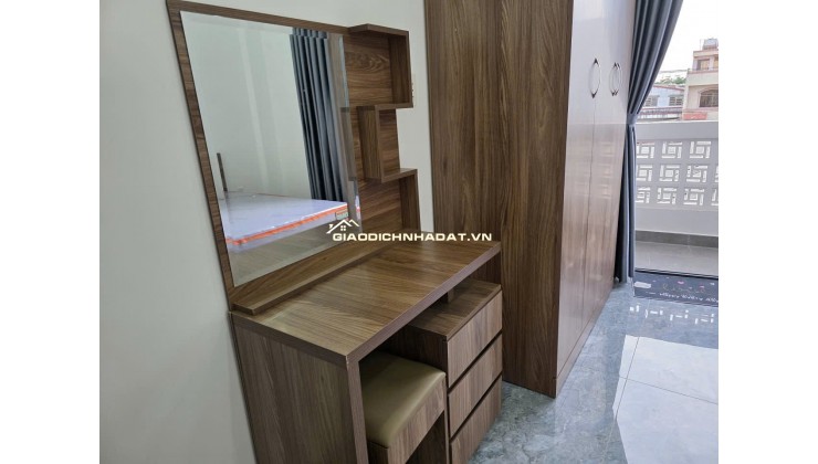 CHUYỂN CÔNG TÁC CẦN BÁN NHÀ MỚI XÂY, THIẾT KỆ HIỆN ĐẠI SANG TRỌNG, DTSD 300m2, P.TÂN TẠO(MỚI)