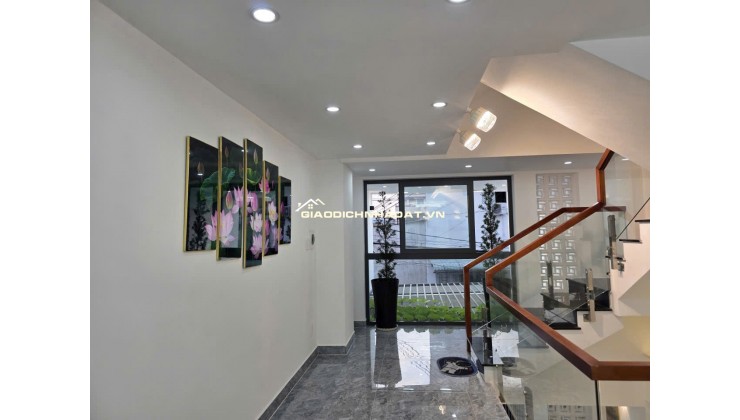 CHUYỂN CÔNG TÁC CẦN BÁN NHÀ MỚI XÂY, THIẾT KỆ HIỆN ĐẠI SANG TRỌNG, DTSD 300m2, P.TÂN TẠO(MỚI)