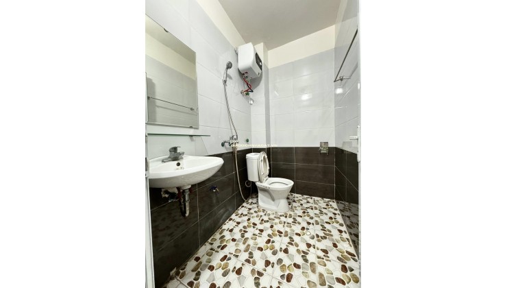 BÁN NHÀ ĐA SỸ HÀ ĐÔNG 35M CHỈ NHỈNH 6 TỶ 10M RA Ô TÔ