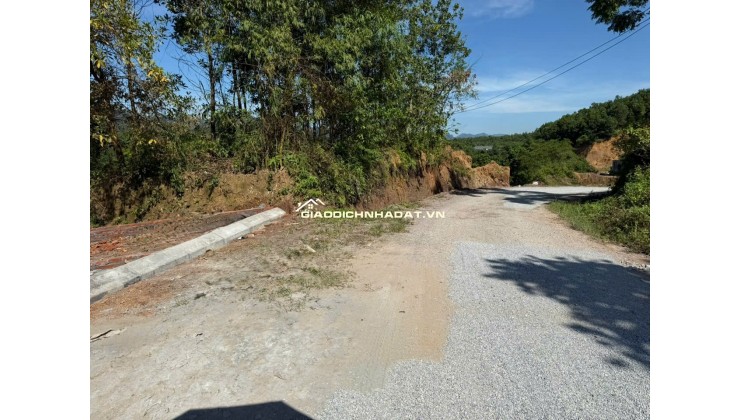 Bán đất rẻ trục đường Tây Bắc 107m - 490tr tại Ba Hàng Đồi, Lạc Thủy, Hòa BÌnh