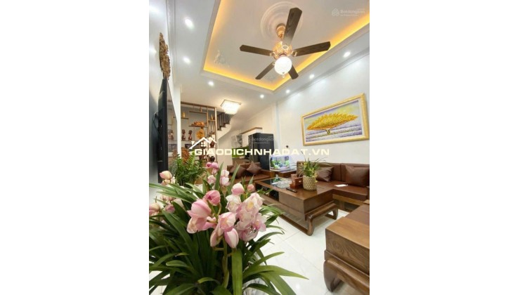 BÁN NHÀ 5 TẦNG, XUÂN ĐỈNH - BẮC TỪ LIÊM. SỔ VUÔNG, Ô TÔ ĐỖ CỔNG. GIÁ NHỈNH 4 tỷ