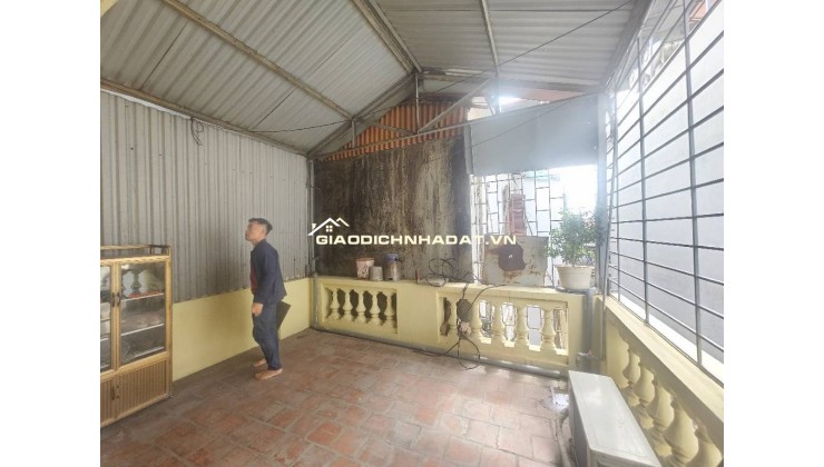 Nhà đẹp Gốc Đề Minh Khai – 3 tầng – Ngõ thông ô tô – Kinh doanh – Sổ đỏ, 10.8 tỷ