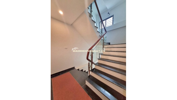 BÁN NHÀ LÔ GÓC – Ô TÔ TRÁNH – KINH DOANH SIÊU ĐỈNH