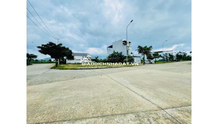 Siêu Phẩm Lô Góc Vệt 50m  Nguyễn Tất Thành, Hòa Hiệp Nam, Liên Chiểu, Đà Nẵng. 147m2, hướng Đông Nam, sổ đỏ, giá 7.2 tỷ. LH: 0877661879