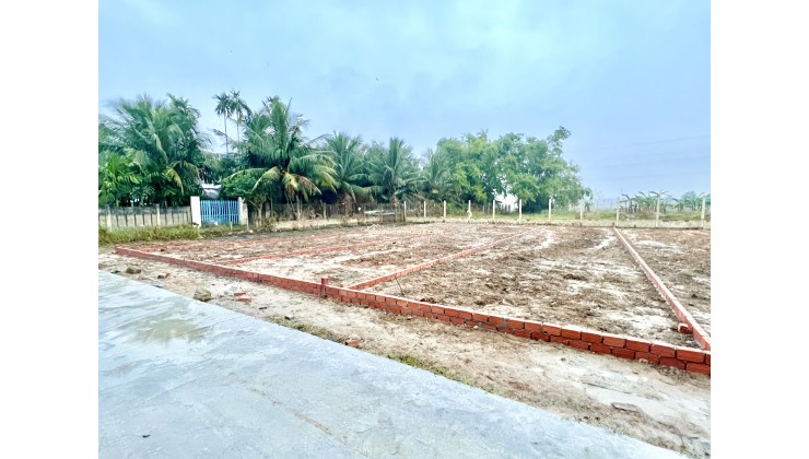 Bán cặp liền kề hơn 260m2, sát quốc lộ, giáp Hoà Khương, giá chỉ 7xxtr/lô