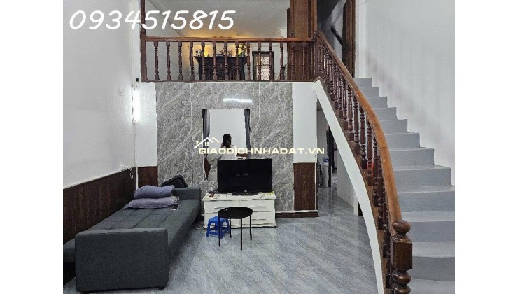 Bán nhà Thịnh Hào- Trung Tâm Đống Đa – 60m² – Cách Ô Tô Tránh 35m – Ở Sướng, Kinh Doanh Đỉnh-11,6 tỷ LH e Trang: 0934515815/0971969686