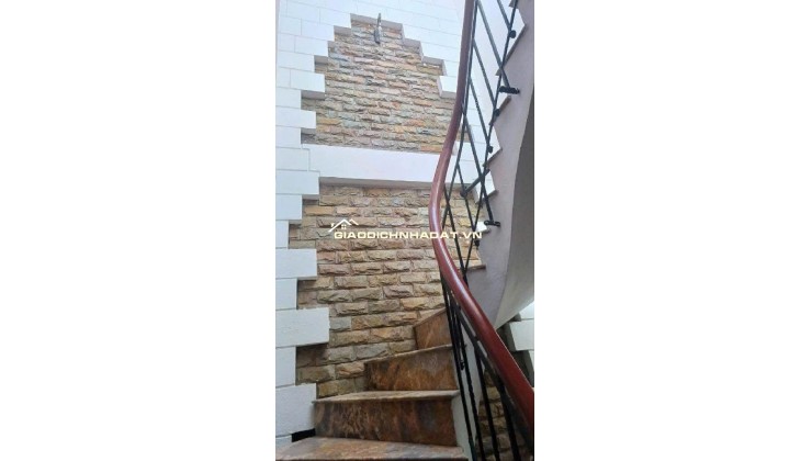 Bán nhà Bùi Xương Trạch 54m x 5 tầng, Lô góc - 40m ra phố có ô chờ thang máy