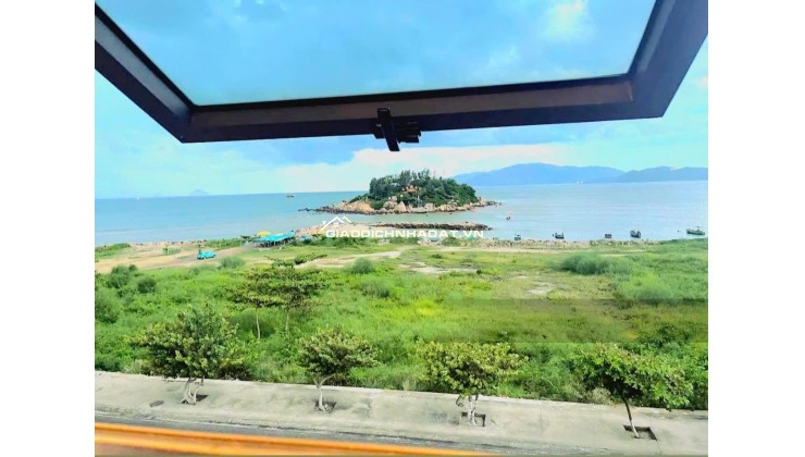 BÁN NHANH TÒA NHÀ PHỐ LÔ GÓC KINH DOANH NGHỈ DƯỠNG VIEW BIỂN PHẠM VĂN ĐỒNG NHA TRANG GIÁ BÁN 17 TỶ 500 TRIỆU 11 PHÒNG  NGỦ